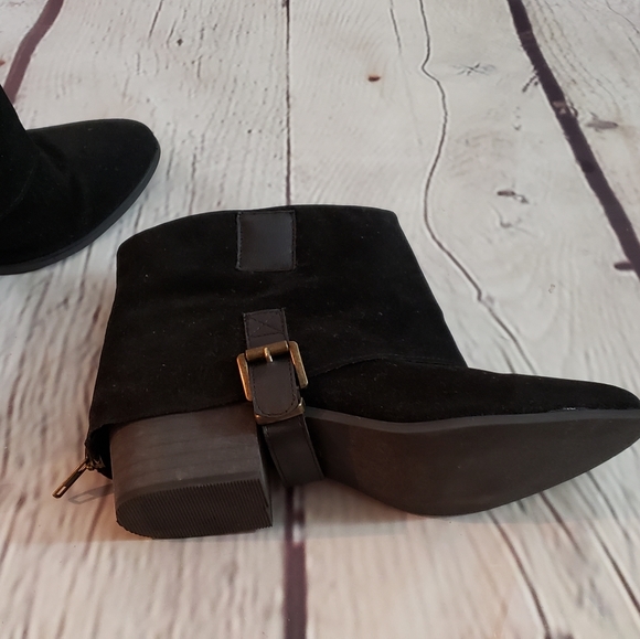Olivia Miller Cypress Cuff Bootie Sz 9 NWOB - Picture 1 of 8
